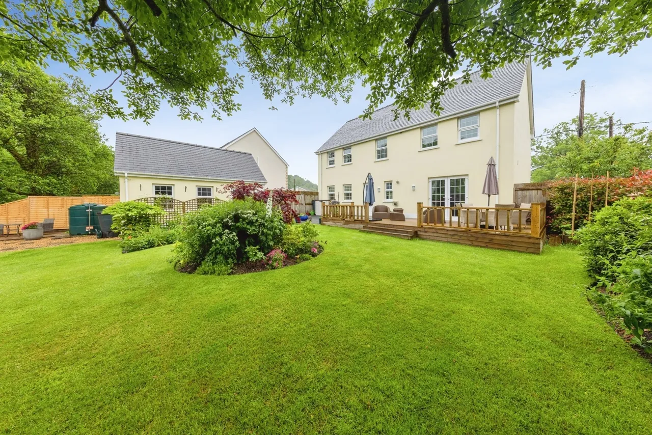 Llanpumsaint, Carmarthen, SA33, photo 30