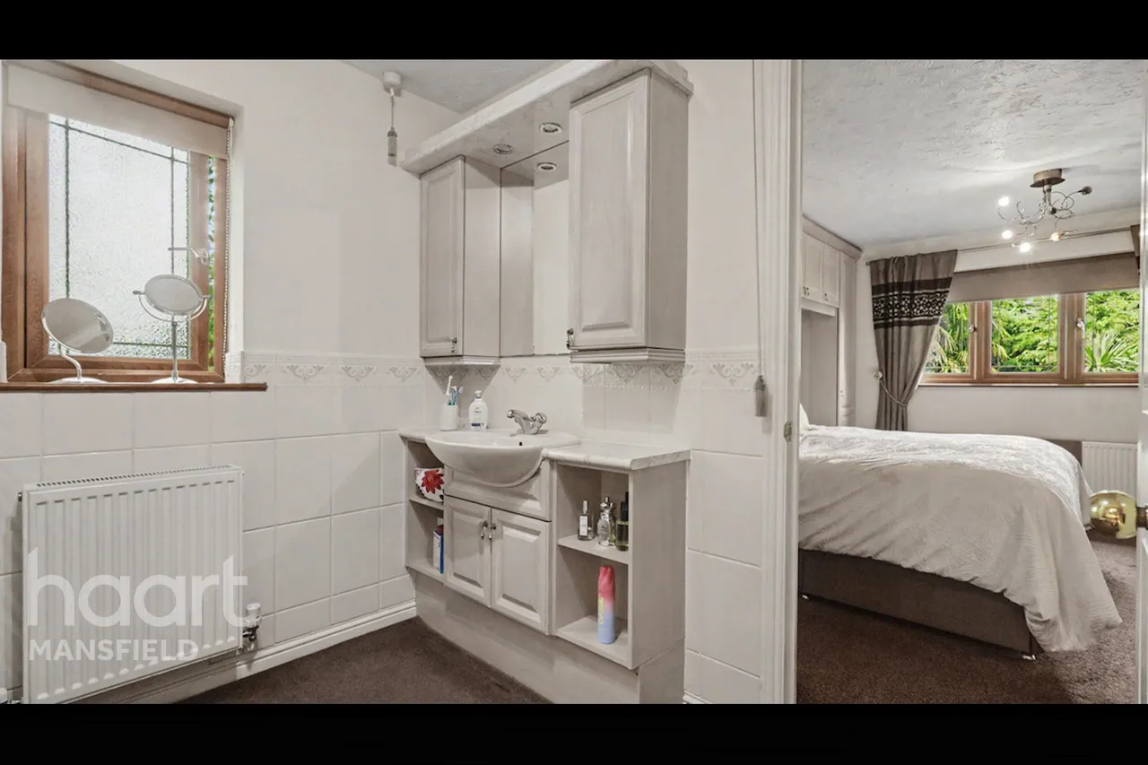 Birch Grove, Mansfield, NG18, photo 24