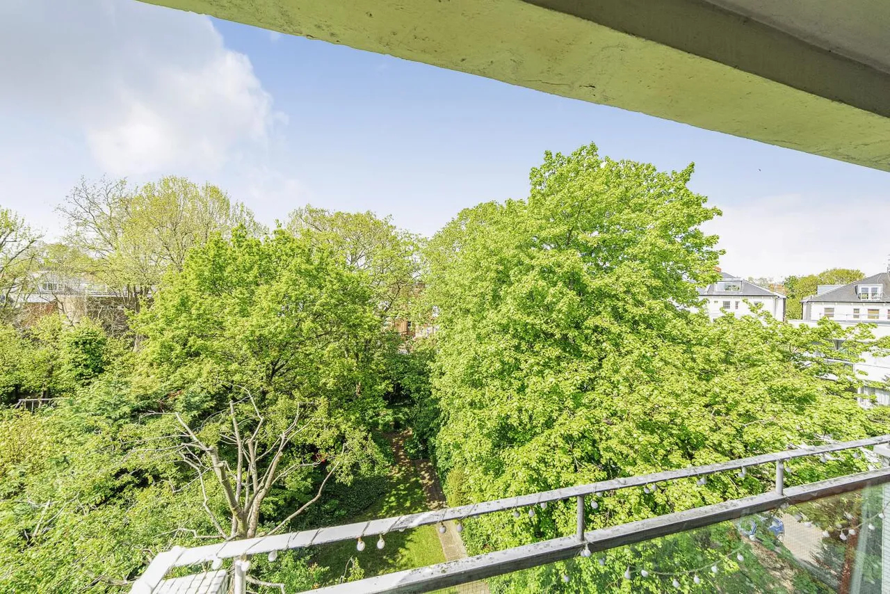 Eton Avenue, Belsize Park, NW3, photo 2