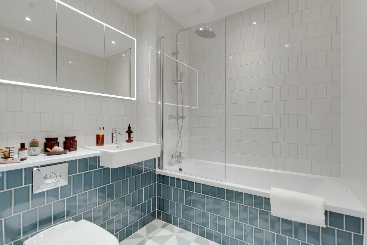 Flat 27, Uncle Wembley, 3 Park Lane, photo 9