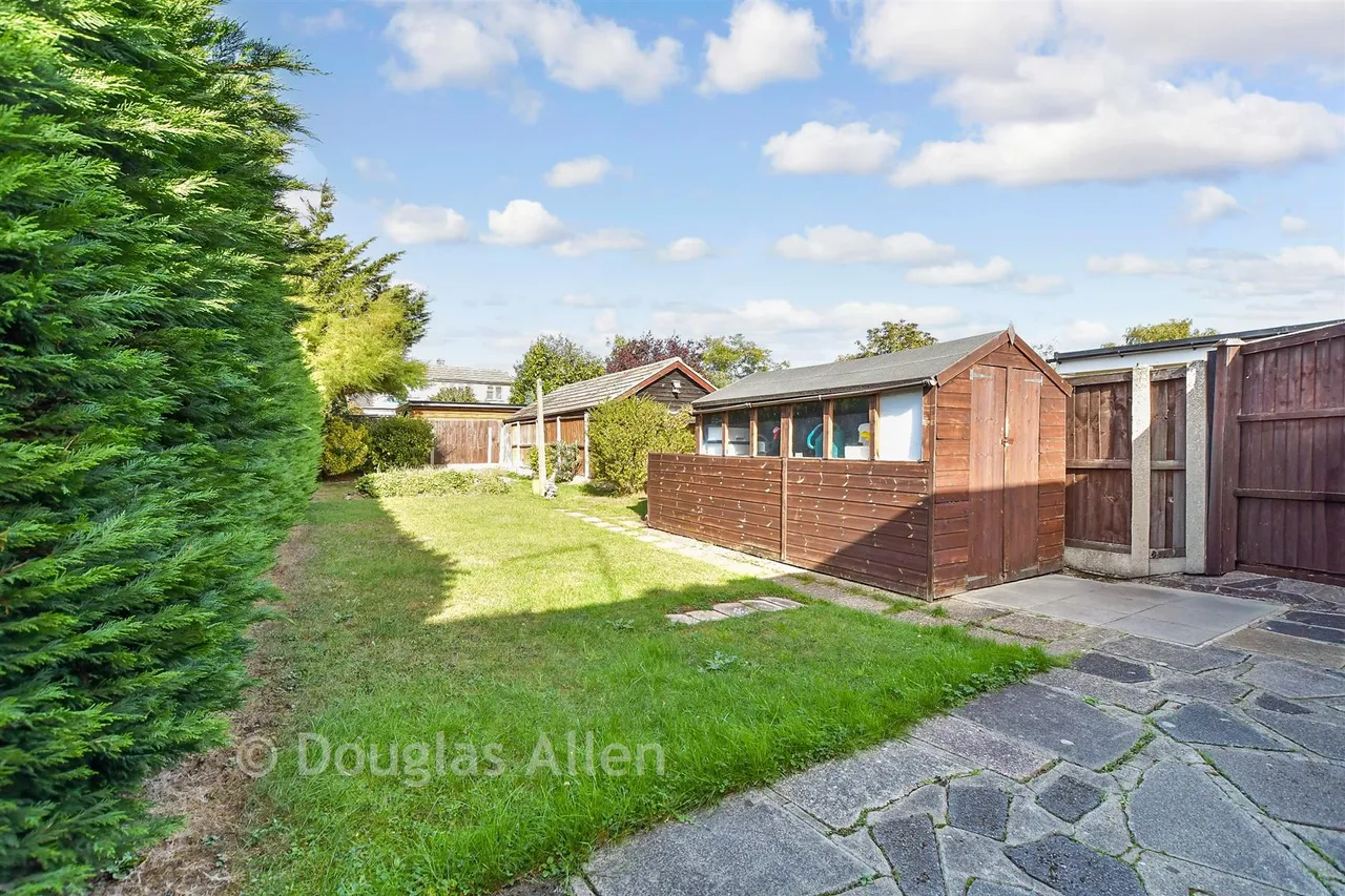 Grange Road, Brock Hilll, SS11, photo 10