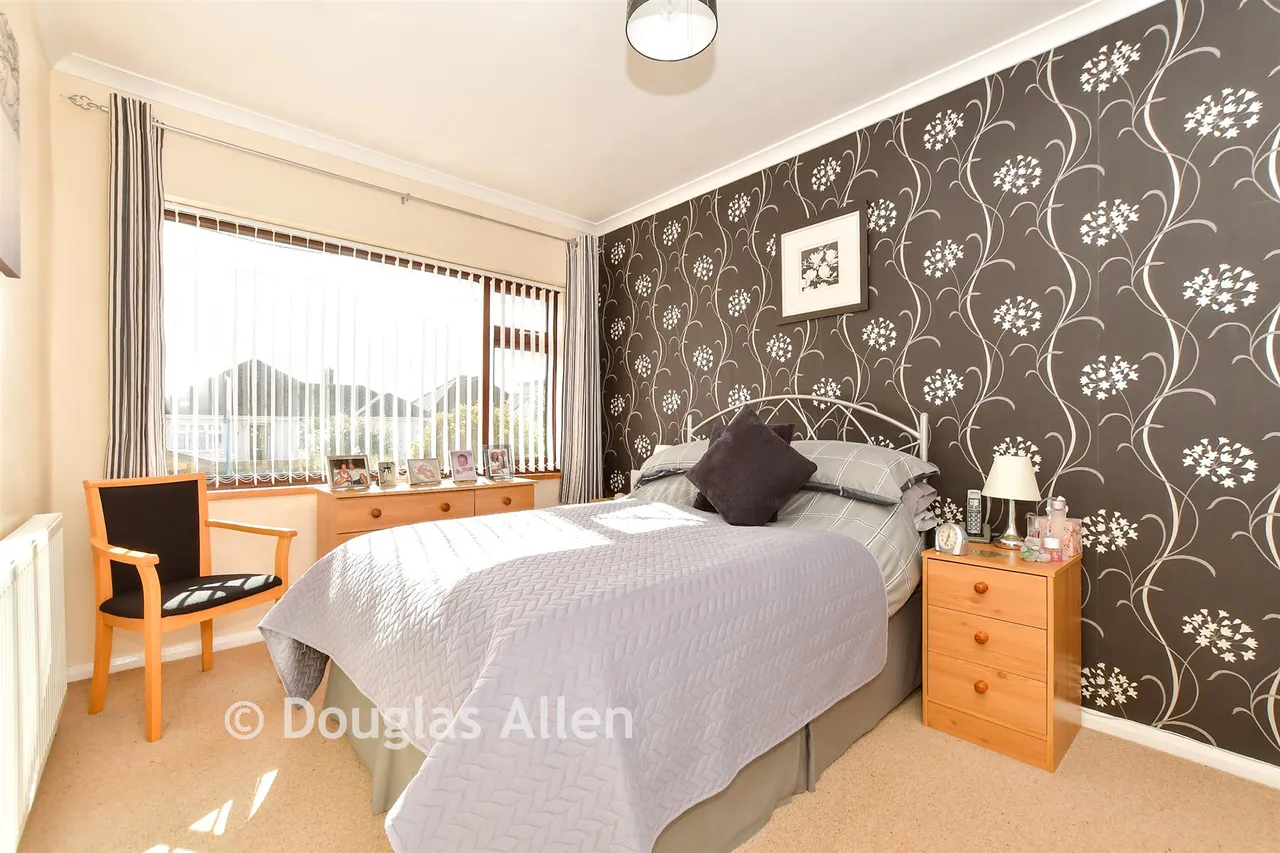 Grange Road, Brock Hilll, SS11, photo 5