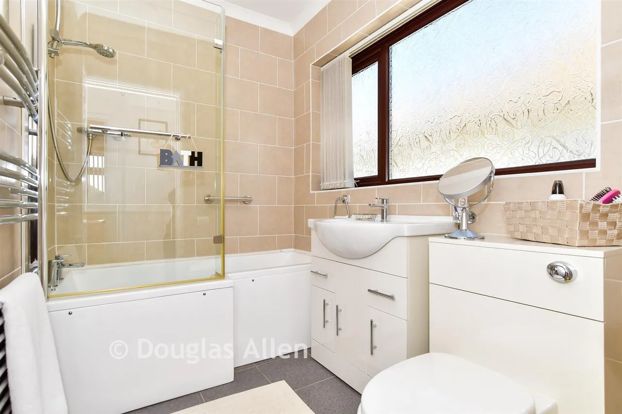 Grange Road, Brock Hilll, SS11, photo 9