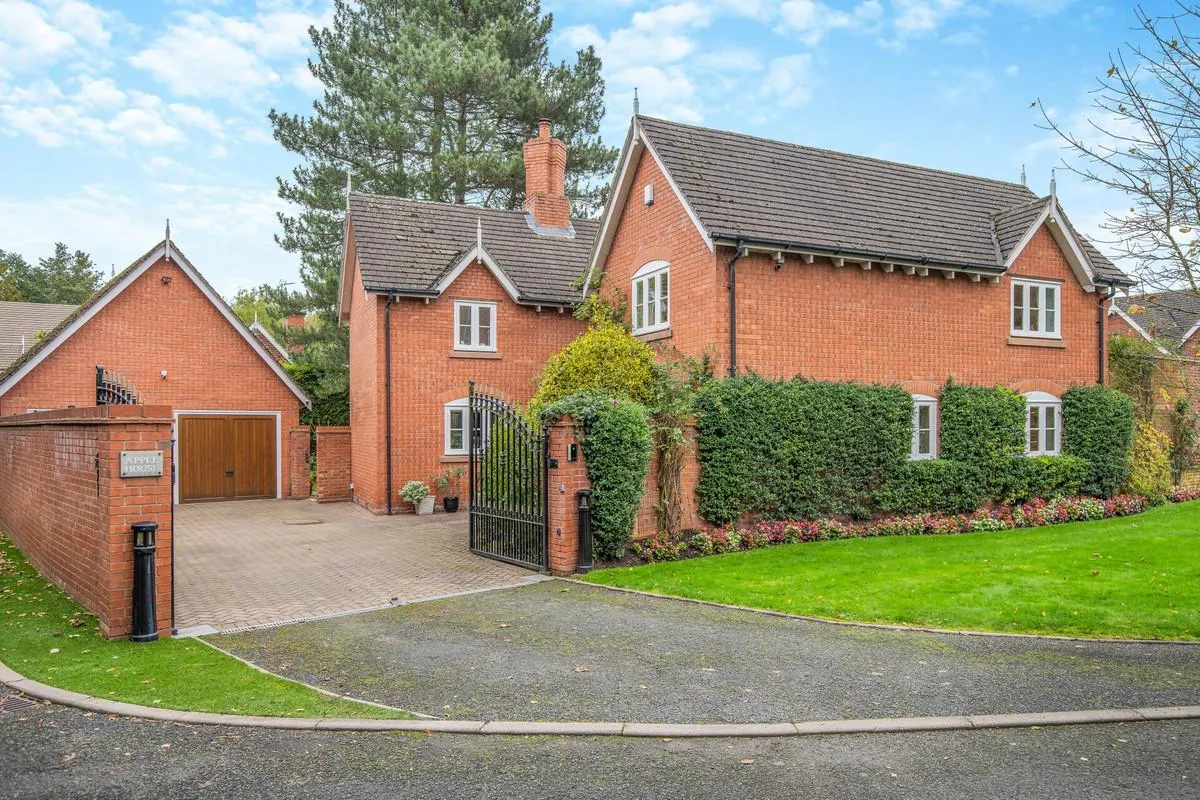 Orchard Lane, Wolseley Bridge Stafford, ST17, photo 35