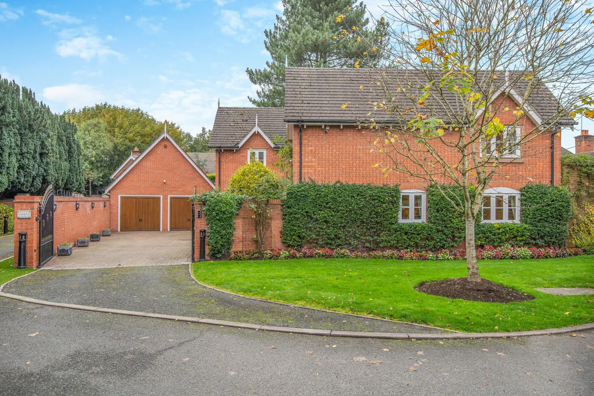 4 bed house for sale, Orchard Lane, Wolseley Bridge Stafford, ST17