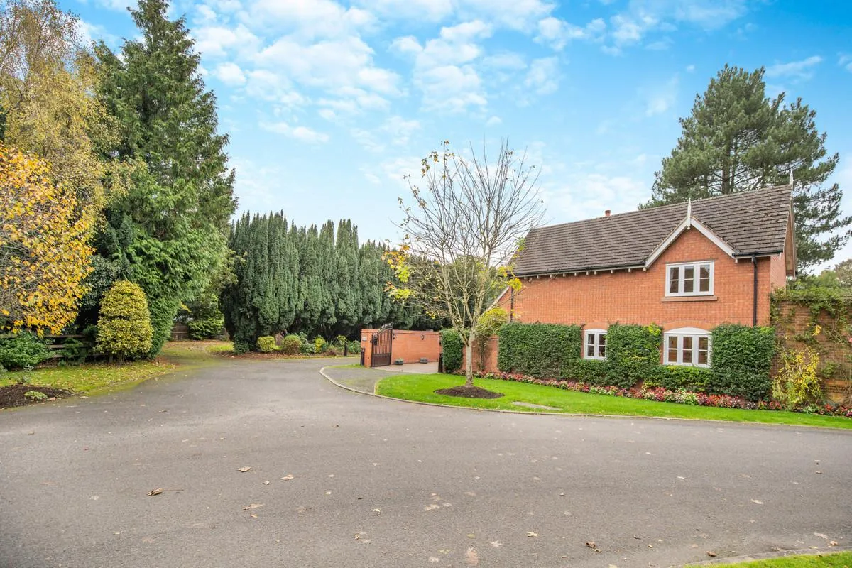 Orchard Lane, Wolseley Bridge Stafford, ST17, photo 33