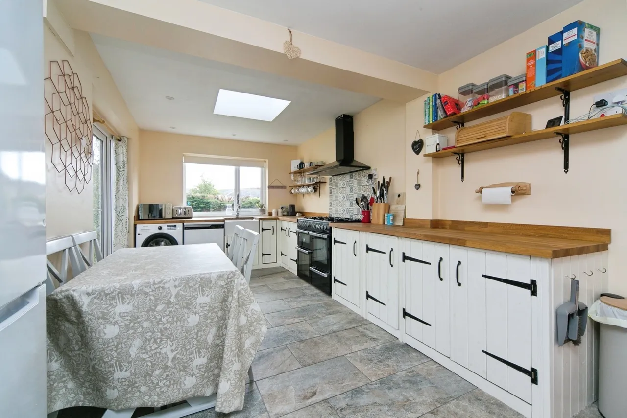 Penrhos Avenue, Llandudno Junction, LL31, photo 5