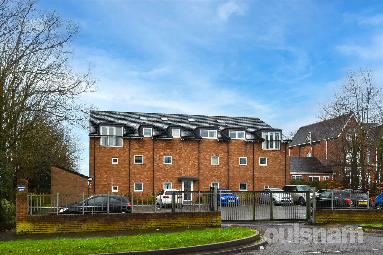 2 bed flat for sale — Monyhull Hall Road, Kings Norton, Birmingham, B30 3QJ