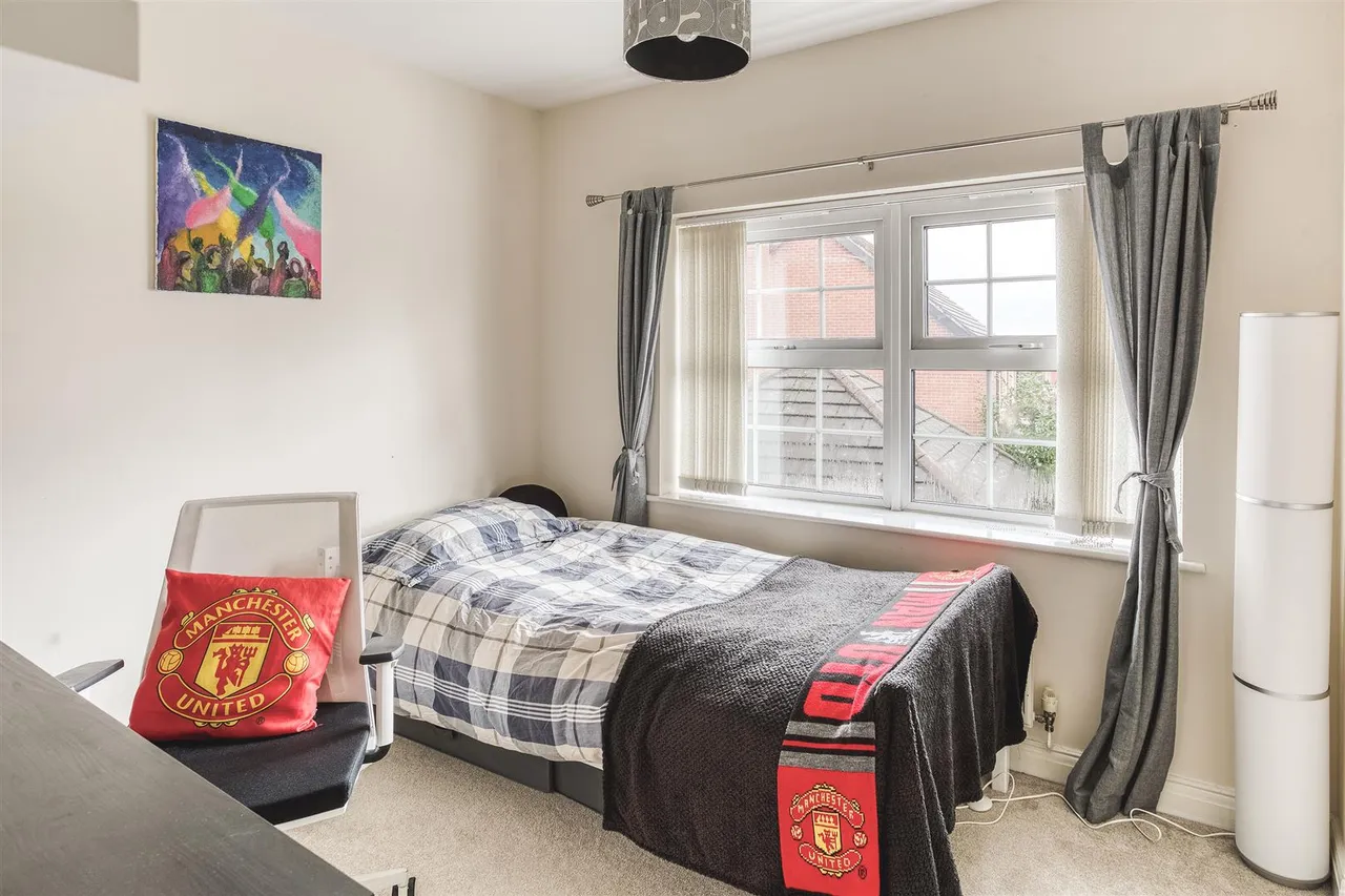 Richmond Close, Heatherton Village, photo 18