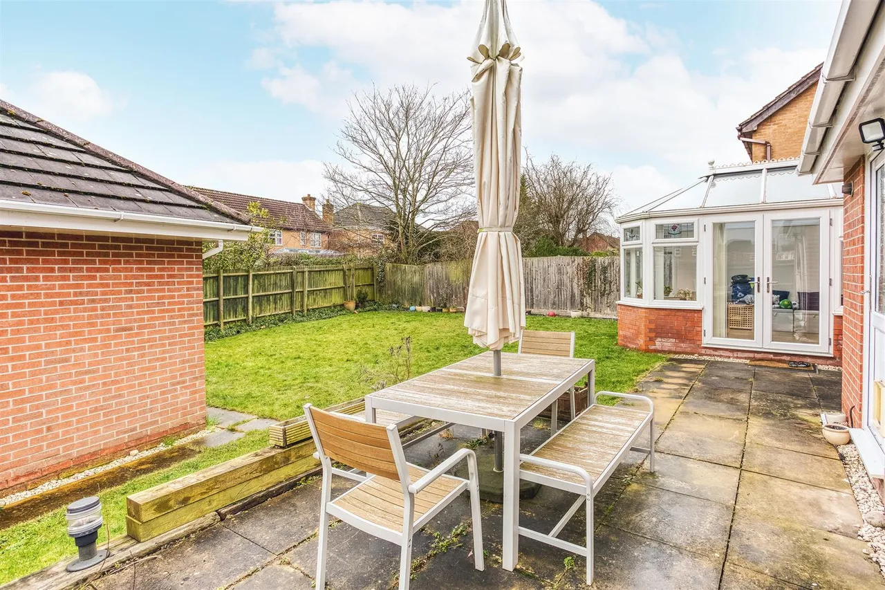 Richmond Close, Heatherton Village, photo 25