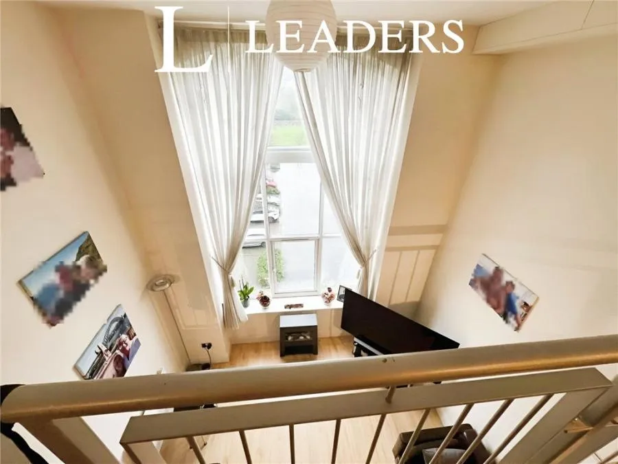 Low Westwood Lane, Linthwaite, HD7, photo 7
