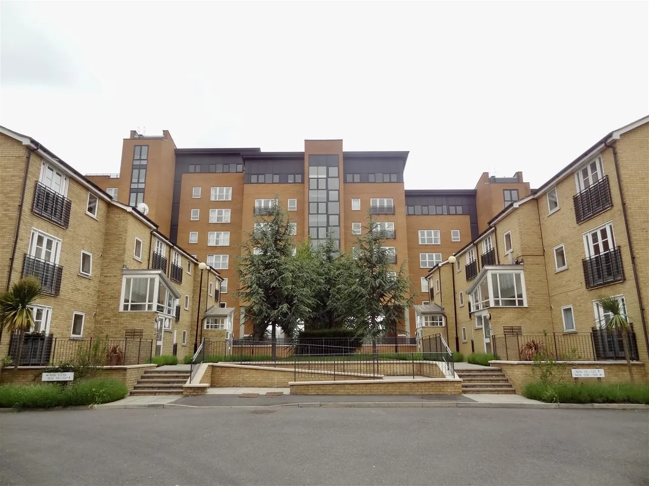 Langbourne Place, Westferry Road, London, photo 9