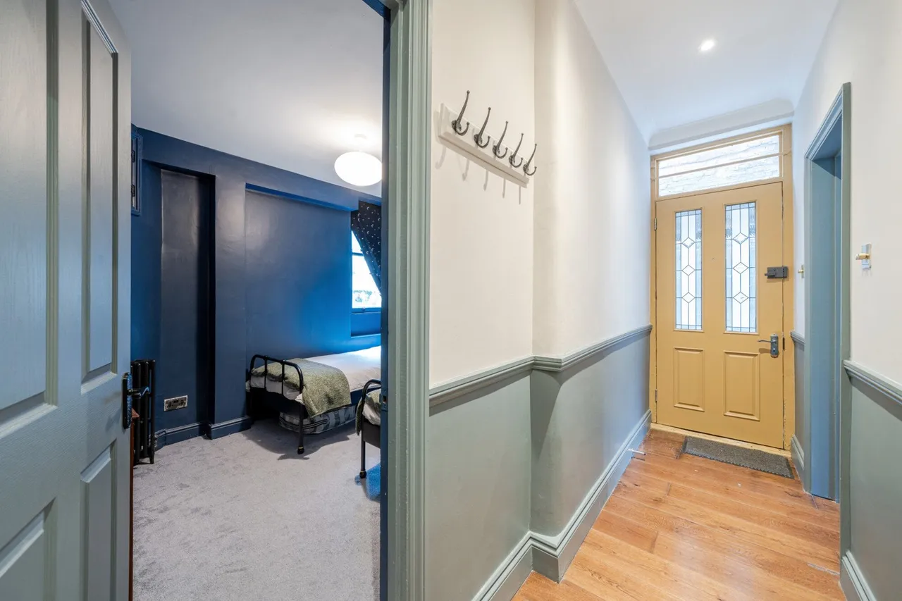 Knatchbull Road, SE5, photo 8