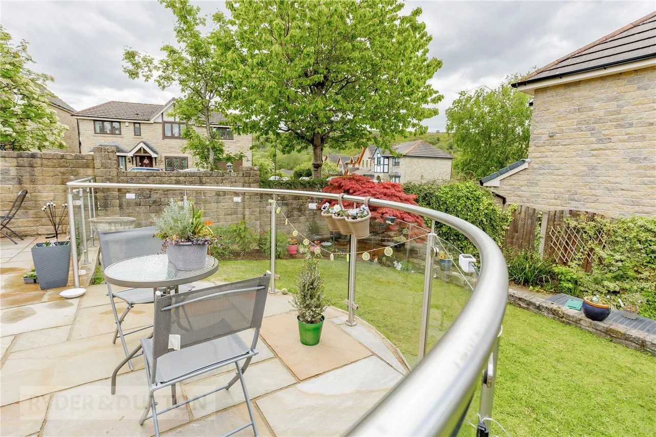 Old Kiln Lane, Grotton, OL4, photo 25