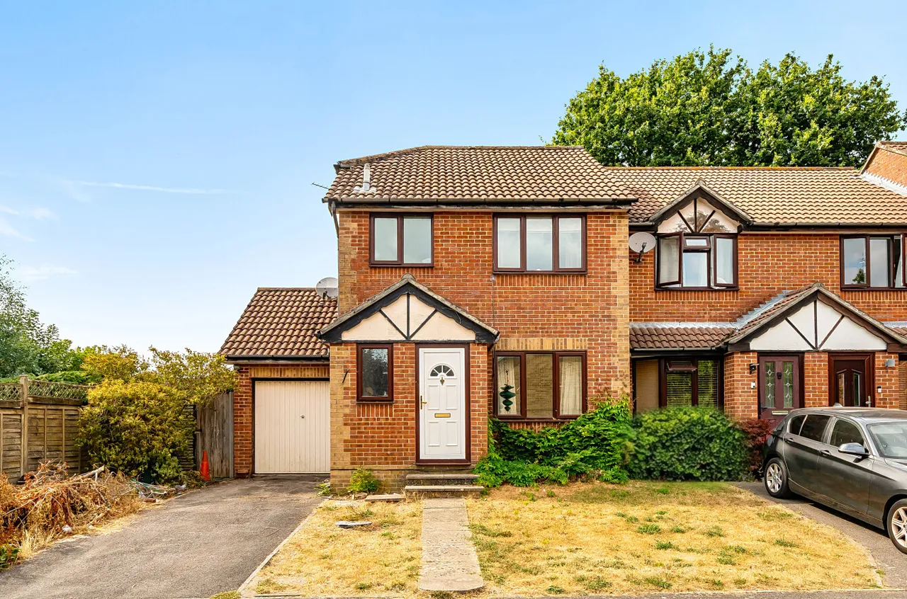 3 bed house for sale, The Foxgloves, Hedge End, SO30