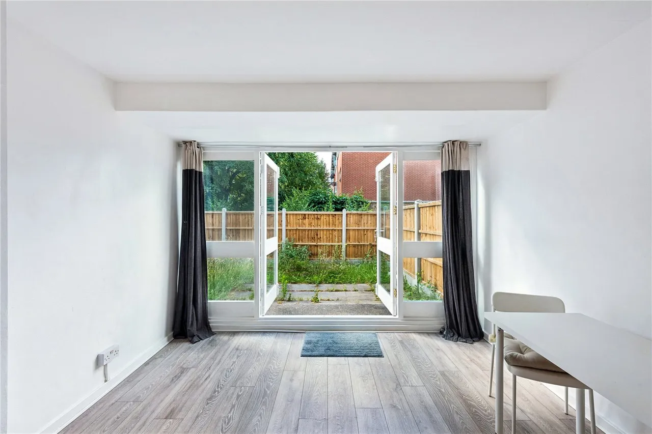 Stevens Avenue, London, E9, photo 6