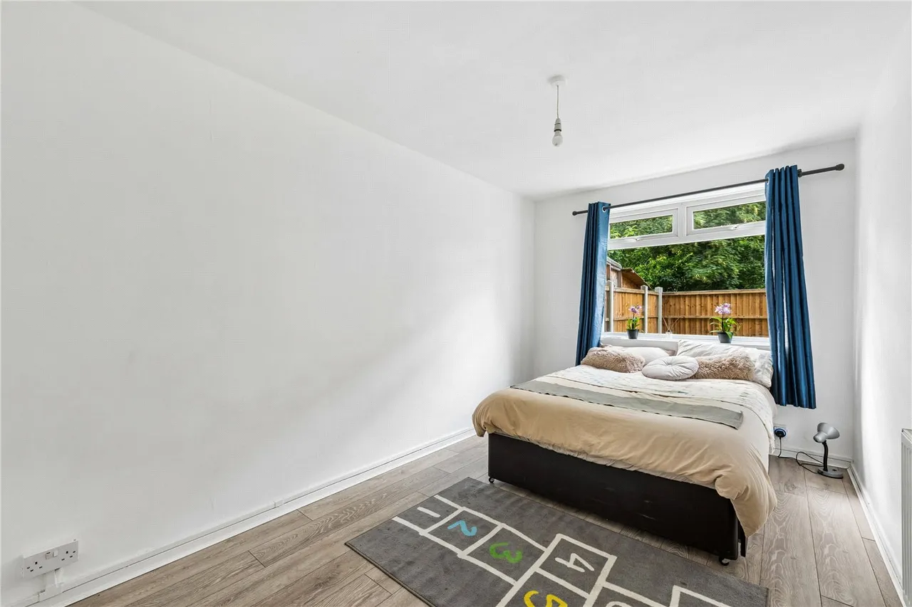 Stevens Avenue, London, E9, photo 12
