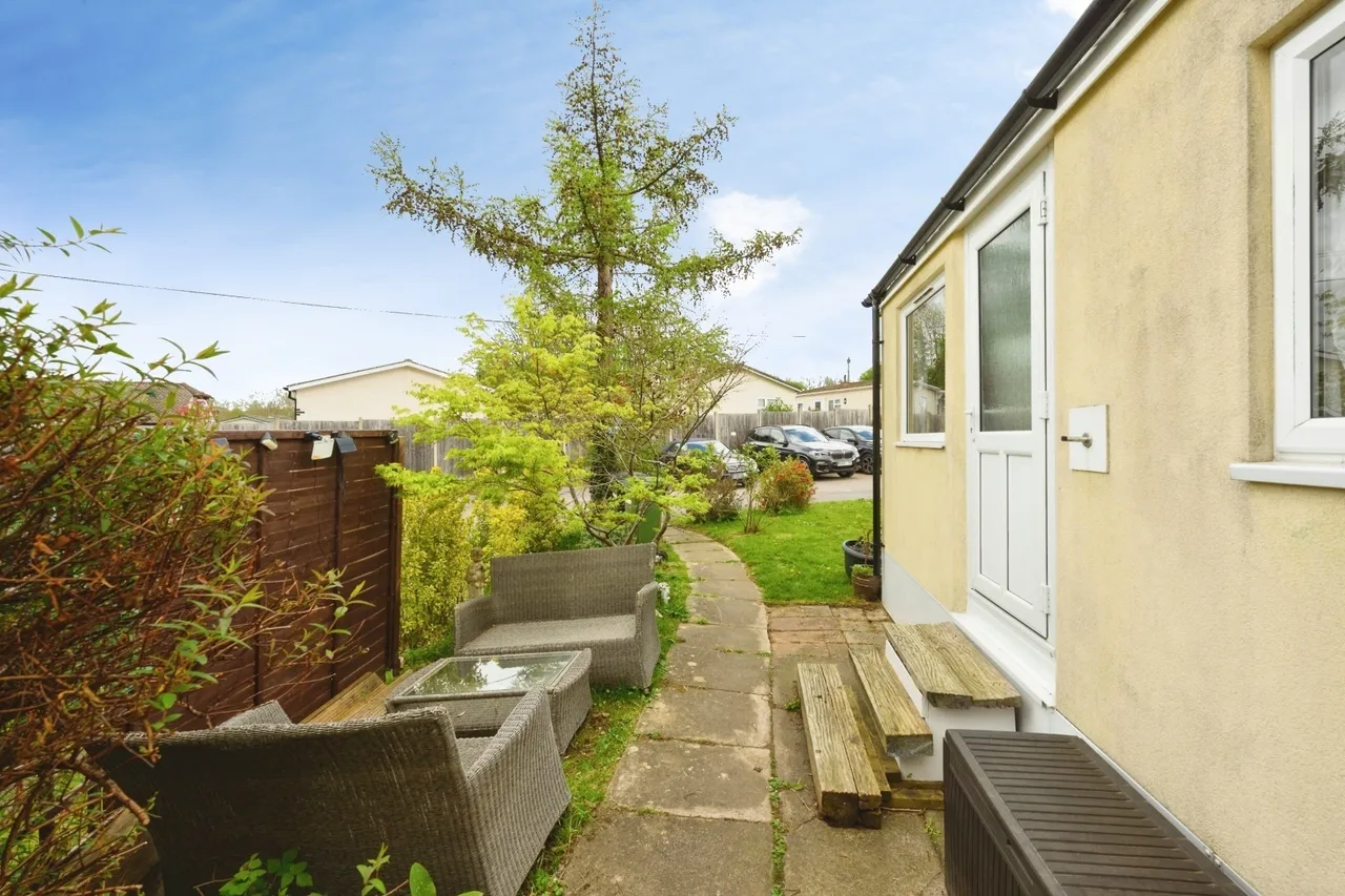 Boxhill Road, Tadworth, KT20, photo 3