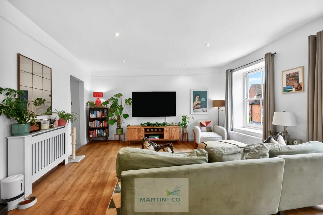 Park Street, Hatfield, photo 10