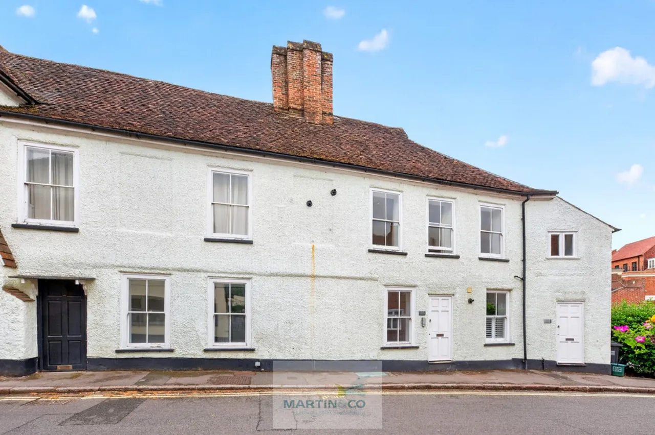2 bed flat for sale — Park Street, Hatfield