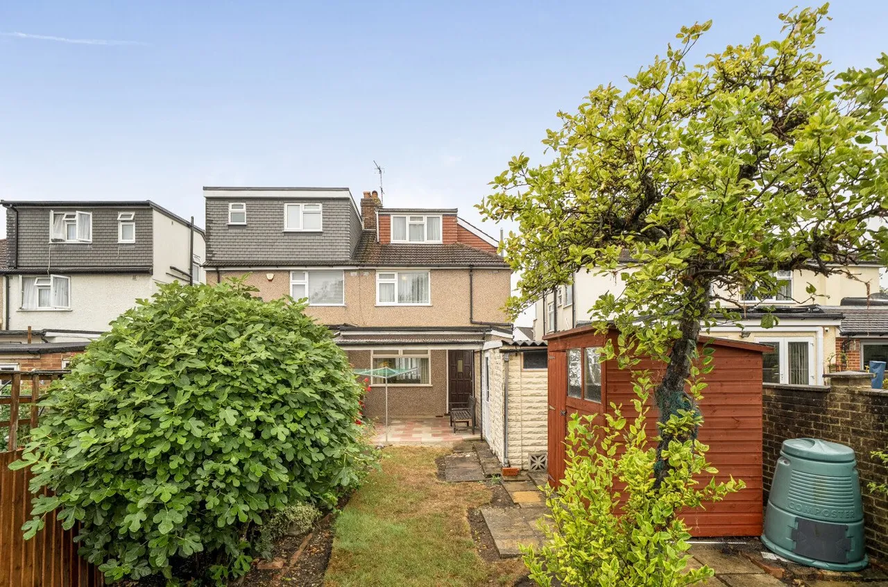 Extended four-bedroom home with potential for improvement, HA2, photo 2