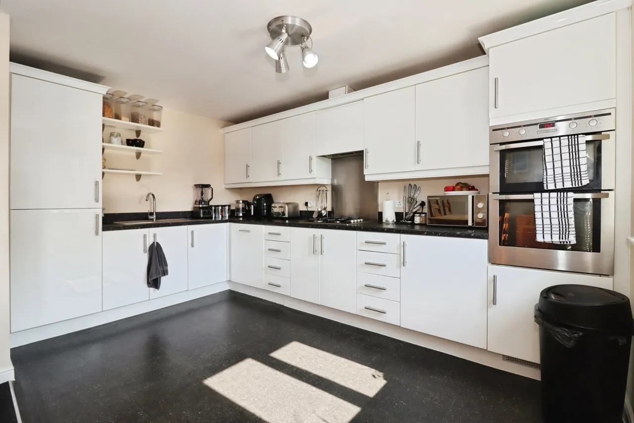 Hornbeam Close, Bradley Stoke, Bristol, BS32, photo 5