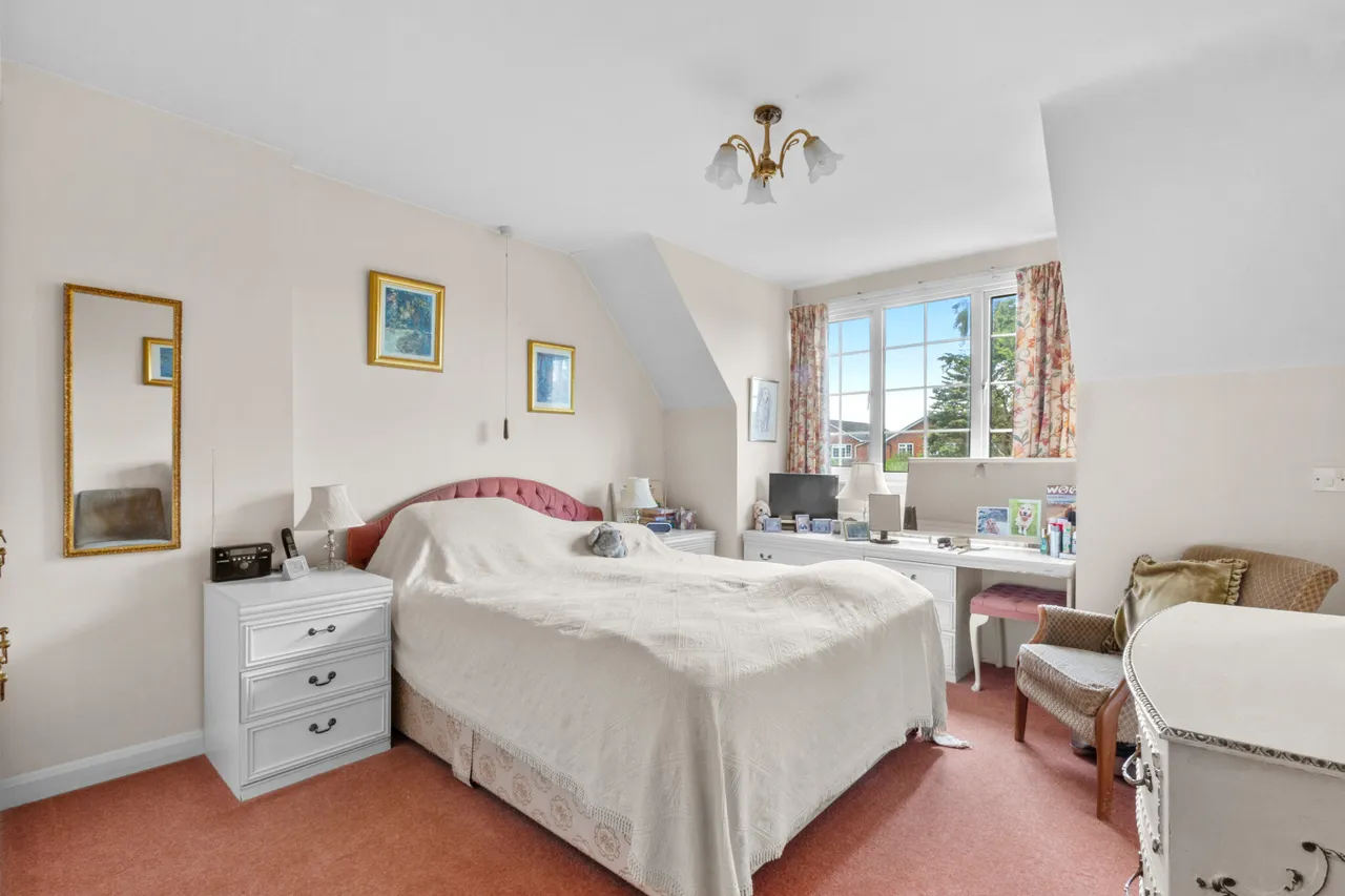 Lincoln Close, Stoke Mandeville, HP22, photo 11