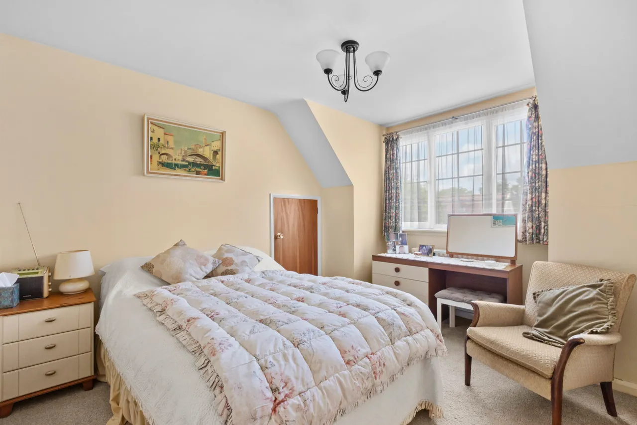 Lincoln Close, Stoke Mandeville, HP22, photo 9