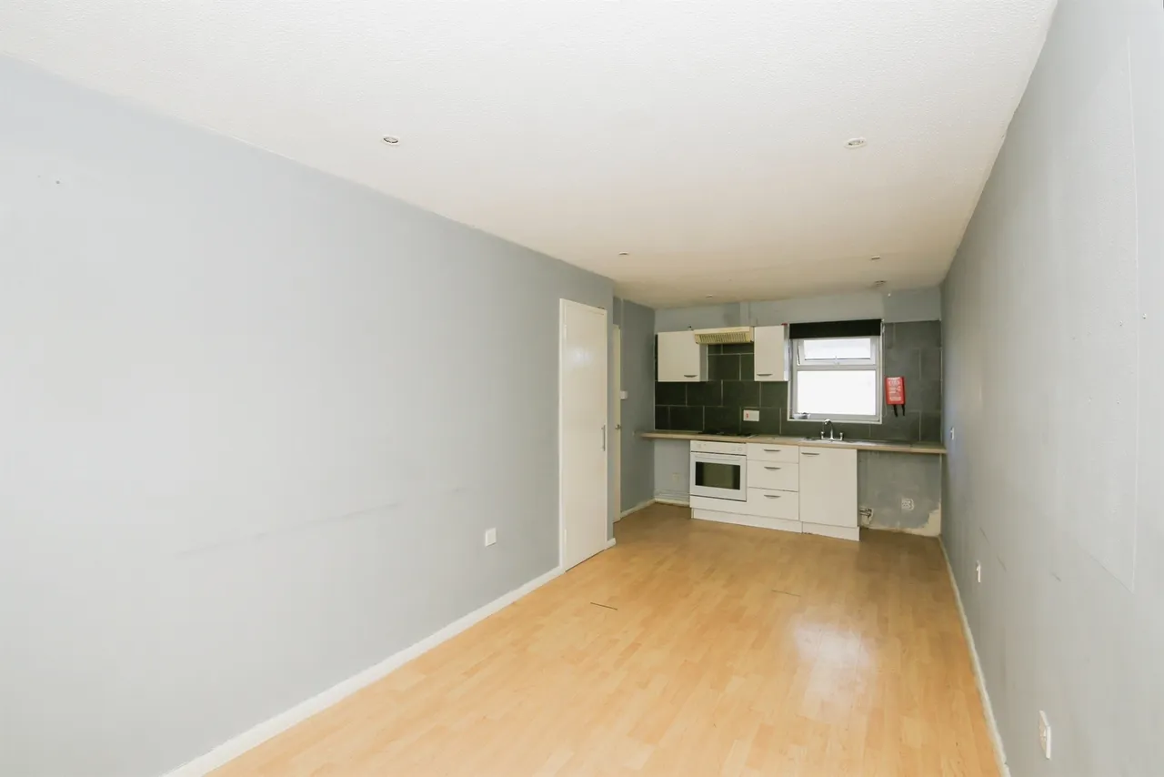 Whalley Street, Peterborough, PE1, photo 15
