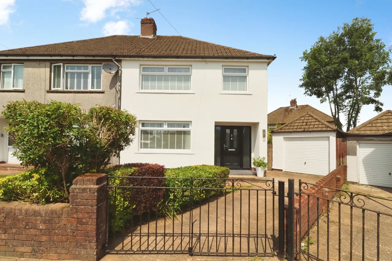 3 bed house for sale, Ty Fry Close, Cardiff, CF3