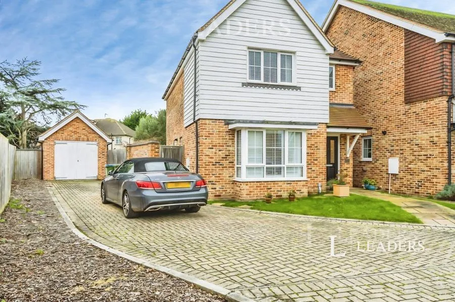 3 bed house for sale, Violet Close, Bognor Regis, PO21