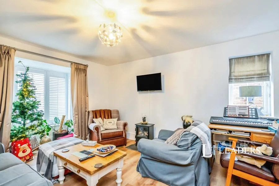 Violet Close, Bognor Regis, PO21, photo 4