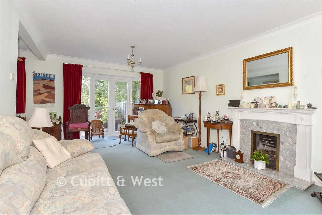Herons Close, Kirdford, RH14, photo 5