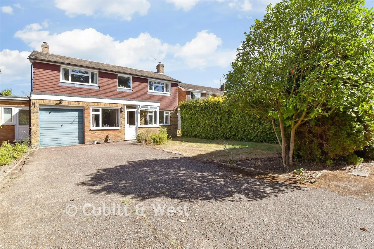 Herons Close, Kirdford, RH14, photo 14