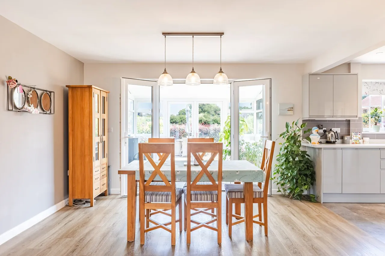 Beautifully Presented Four Bedroom Ho, photo 7