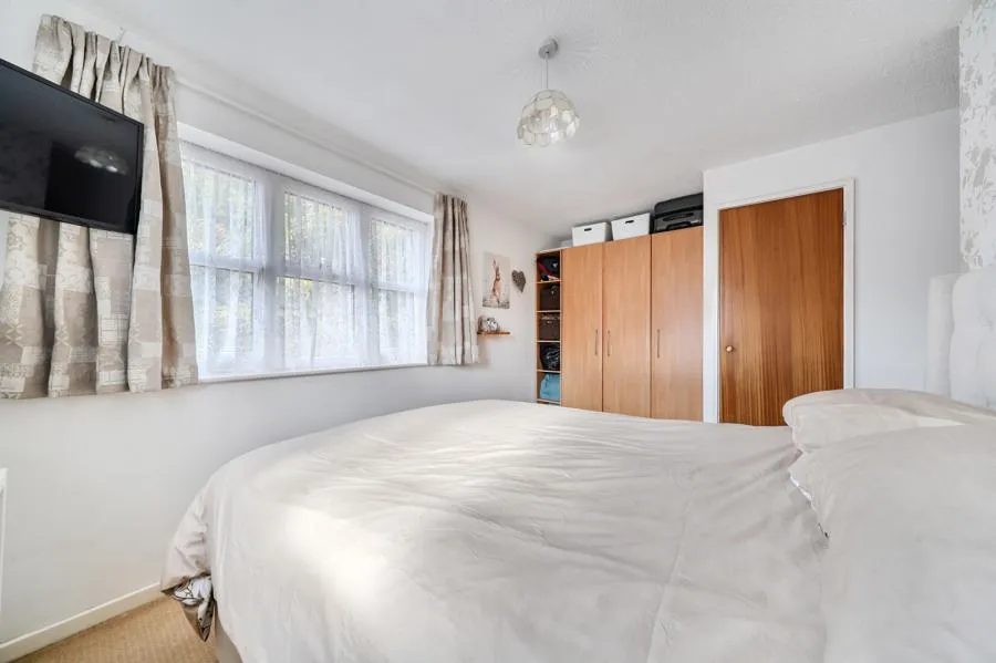 Meadow Close, Compton, RG20, photo 12