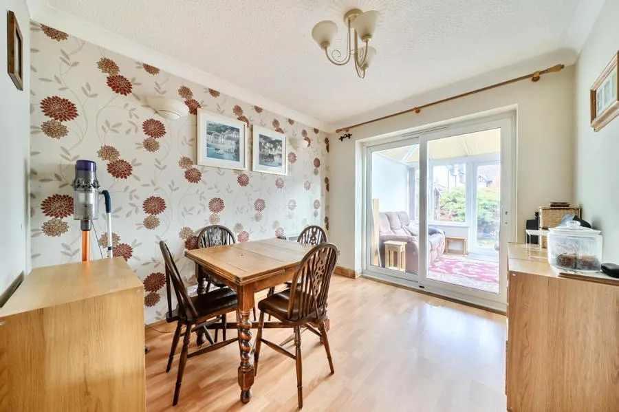 Meadow Close, Compton, RG20, photo 10