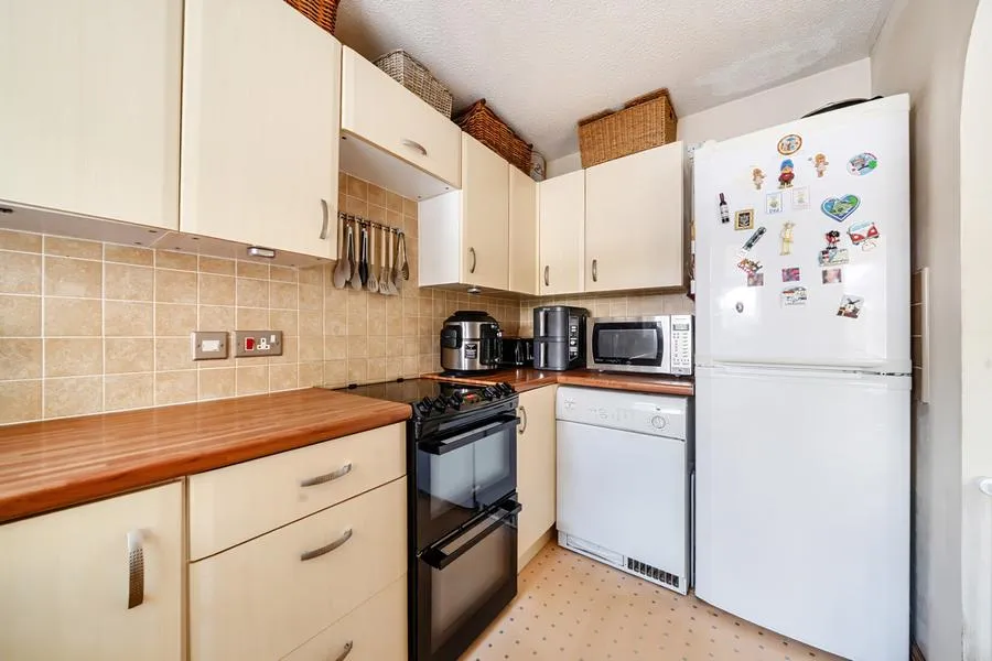 Meadow Close, Compton, RG20, photo 15