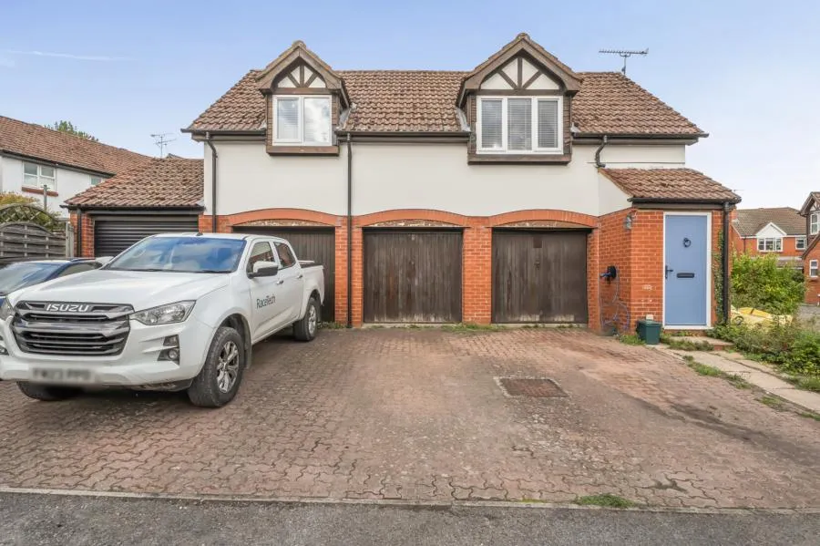 Meadow Close, Compton, RG20, photo 2