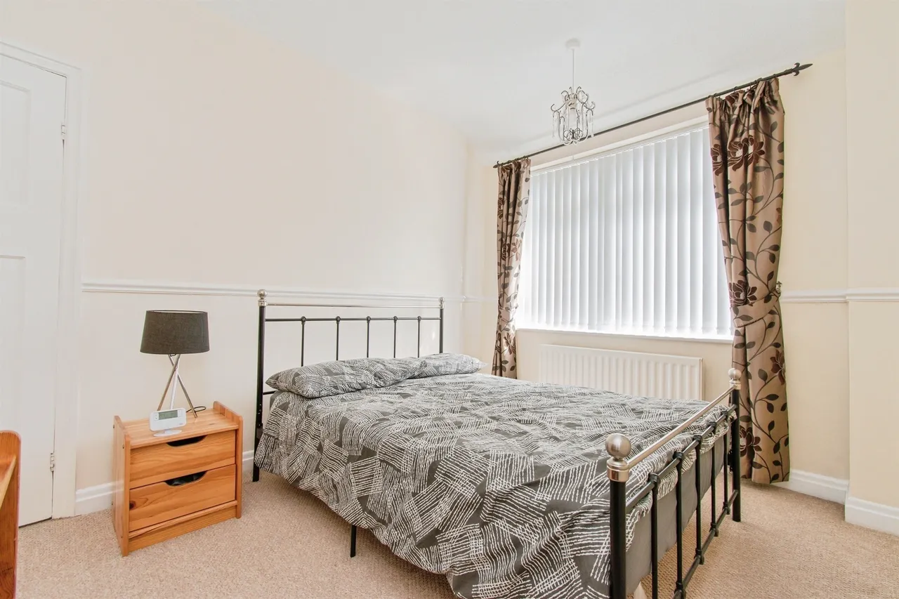 Lisheen Avenue, Castleford, photo 7