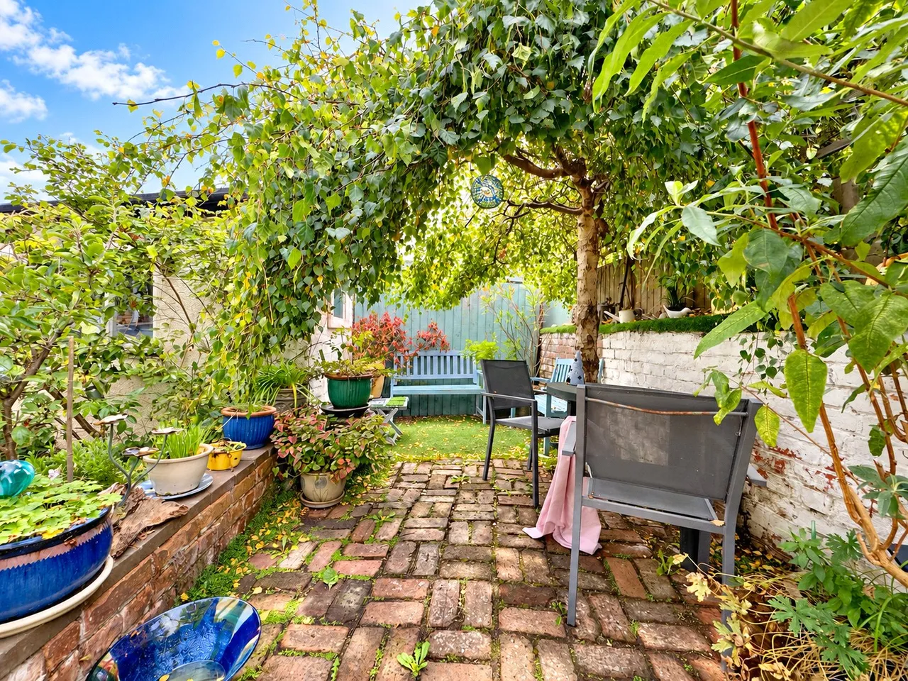 South Parade, West Kirby, CH48, photo 17