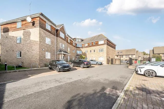 Osborne Street, Slough, SL1, photo 12