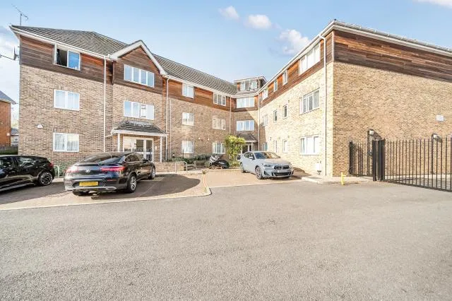 Osborne Street, Slough, SL1, photo 14