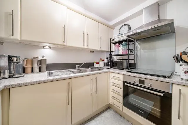 Osborne Street, Slough, SL1, photo 3