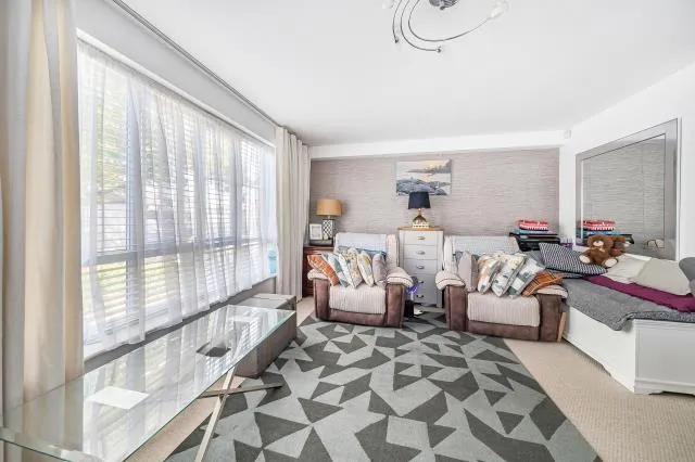 Osborne Street, Slough, SL1, photo 2