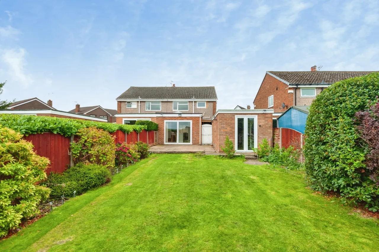 Arklow Drive, Hale Village, L24, photo 34