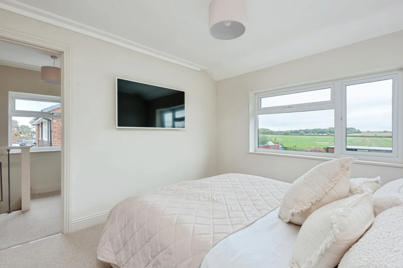 Arklow Drive, Hale Village, L24, photo 17