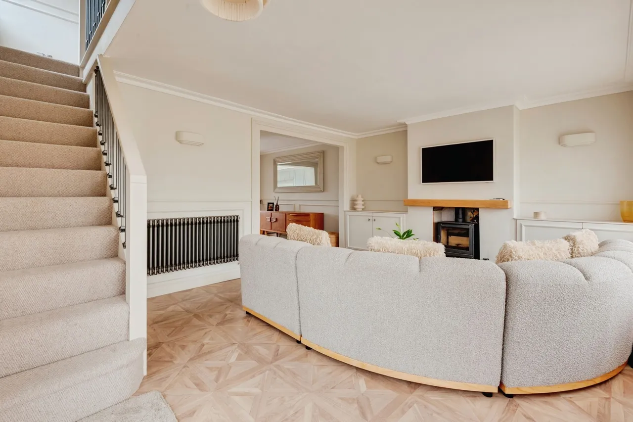 Arklow Drive, Hale Village, L24, photo 6