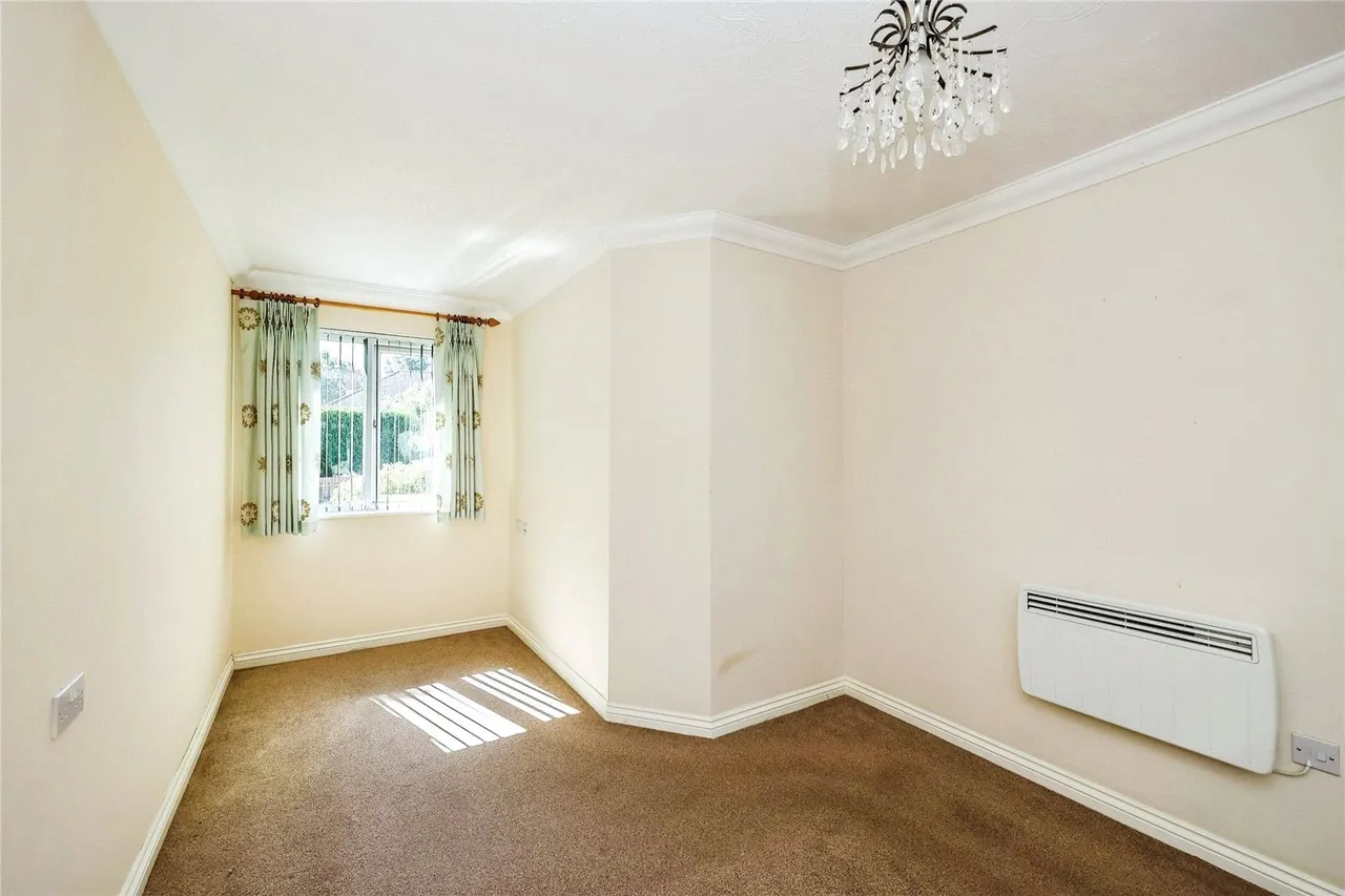 Padnell Road, Waterlooville, PO8, photo 8