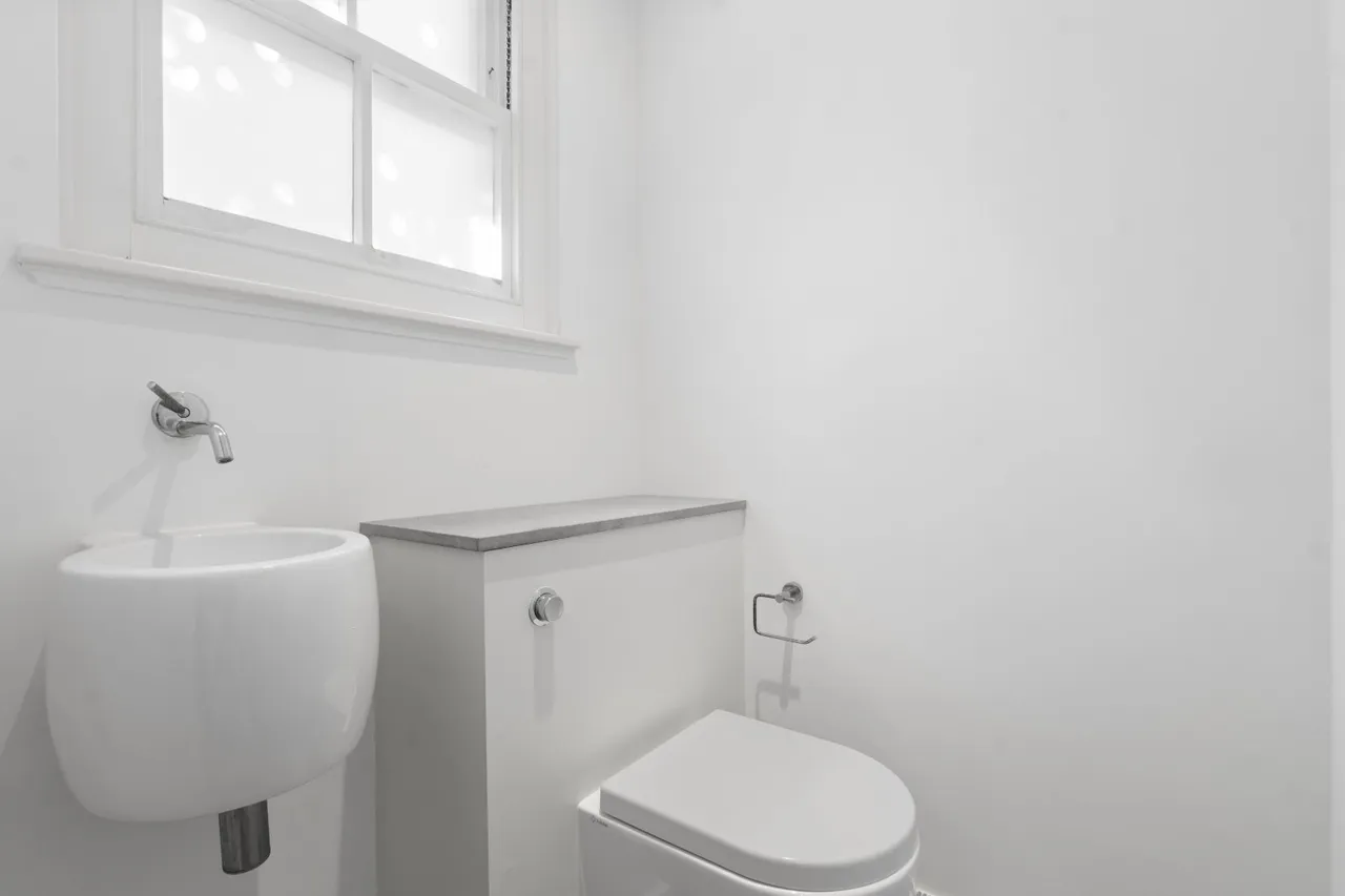 Pembroke Gardens Close, London, W8, photo 8